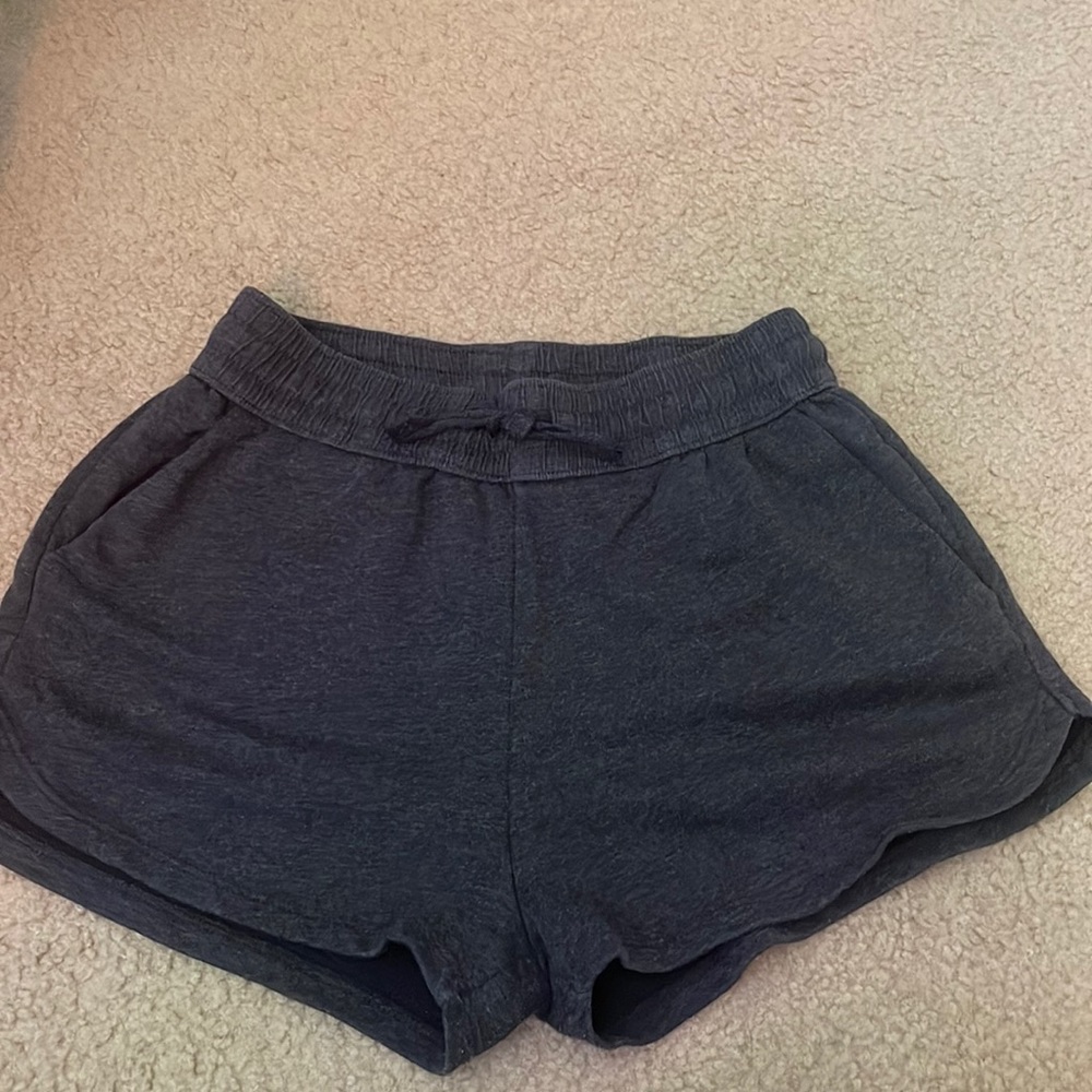 🇺🇸H&M women’s pocketed shorts